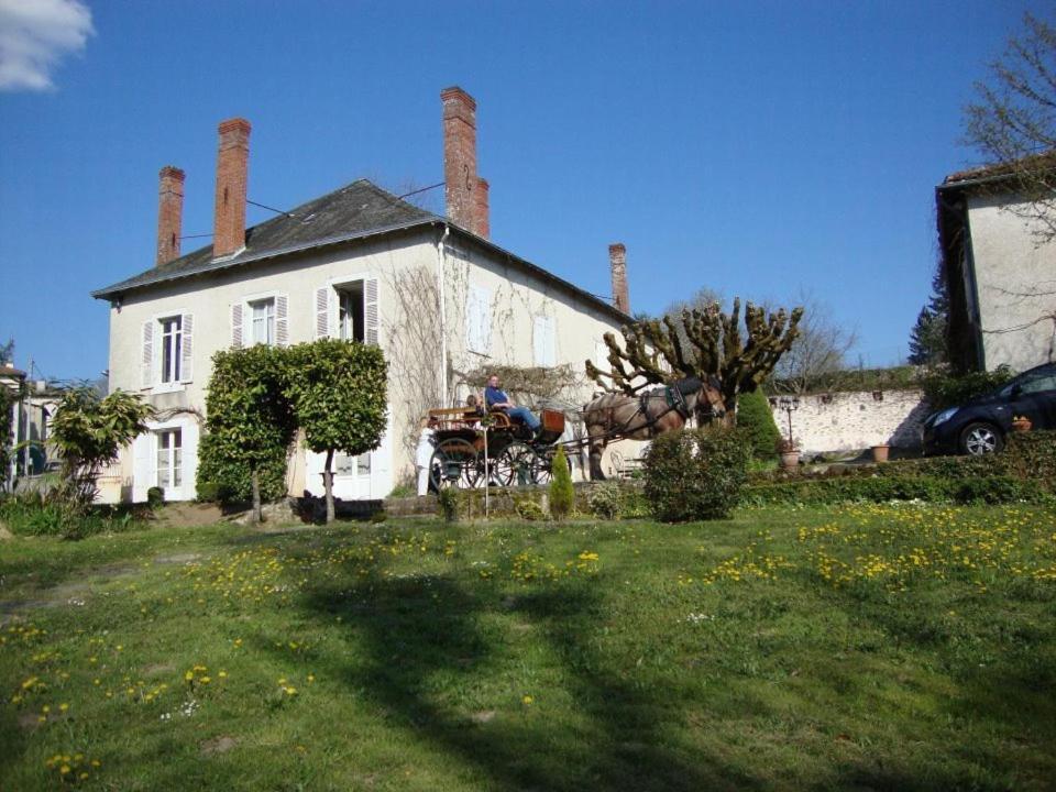 Domaine De La Dame De Lauriere Bed and Breakfast Solignac Εξωτερικό φωτογραφία