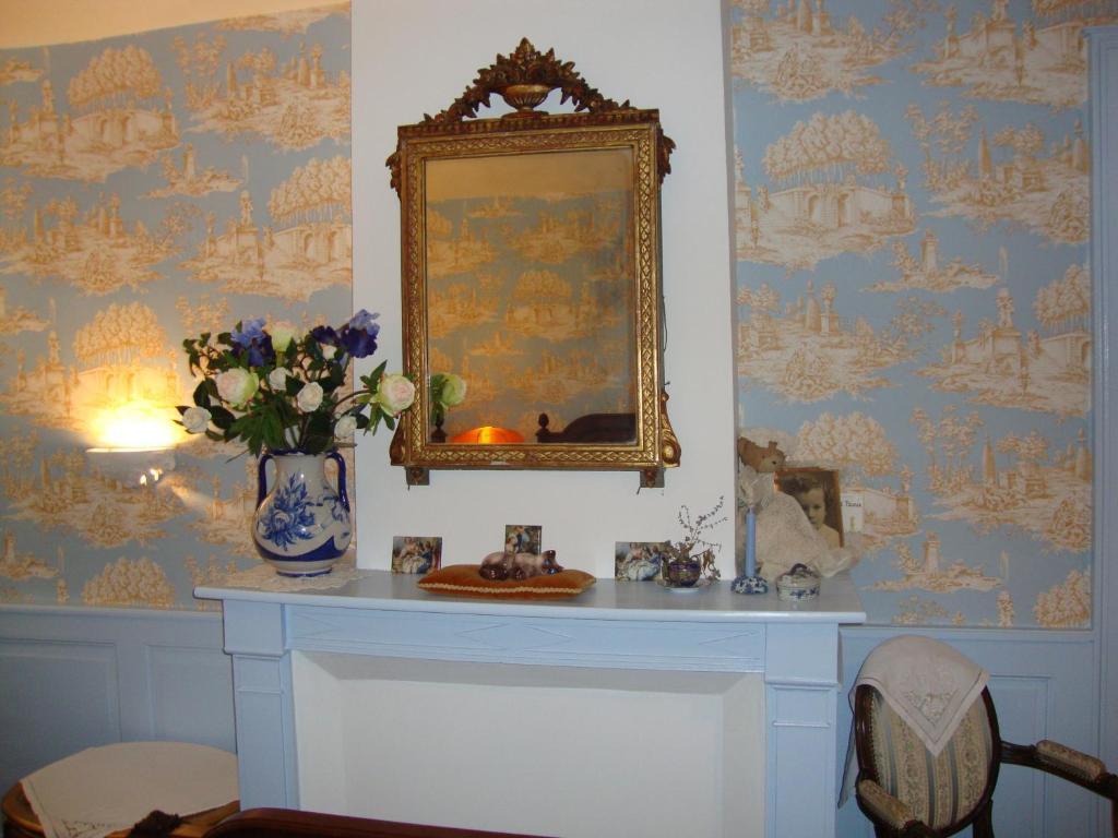 Domaine De La Dame De Lauriere Bed and Breakfast Solignac Δωμάτιο φωτογραφία