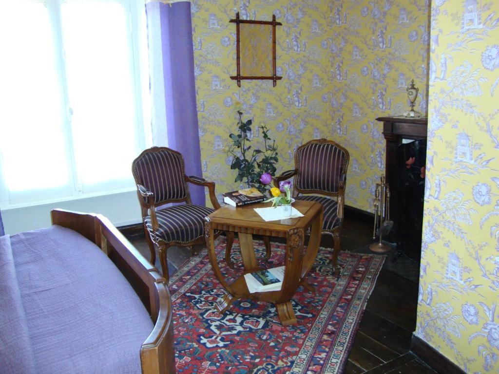 Domaine De La Dame De Lauriere Bed and Breakfast Solignac Δωμάτιο φωτογραφία