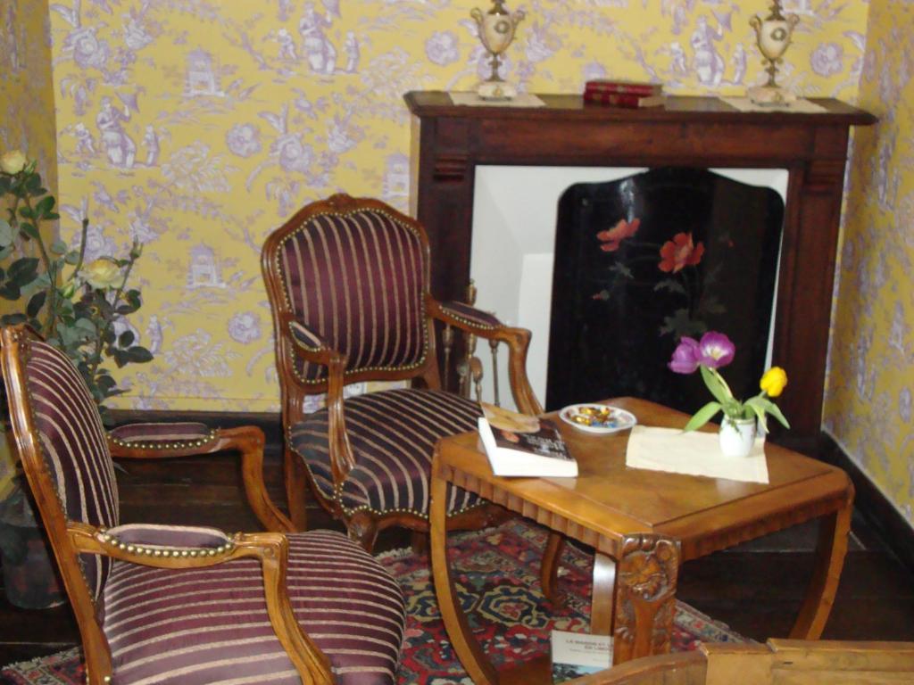 Domaine De La Dame De Lauriere Bed and Breakfast Solignac Δωμάτιο φωτογραφία