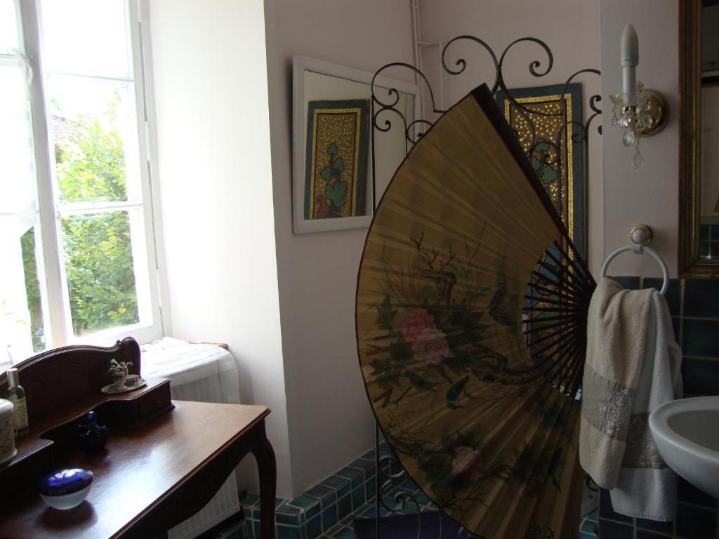 Domaine De La Dame De Lauriere Bed and Breakfast Solignac Δωμάτιο φωτογραφία